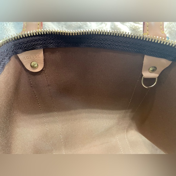 Like New Louis Vuitton Keepall 55 Monogram Rare Made in France - Picture 10 of 11